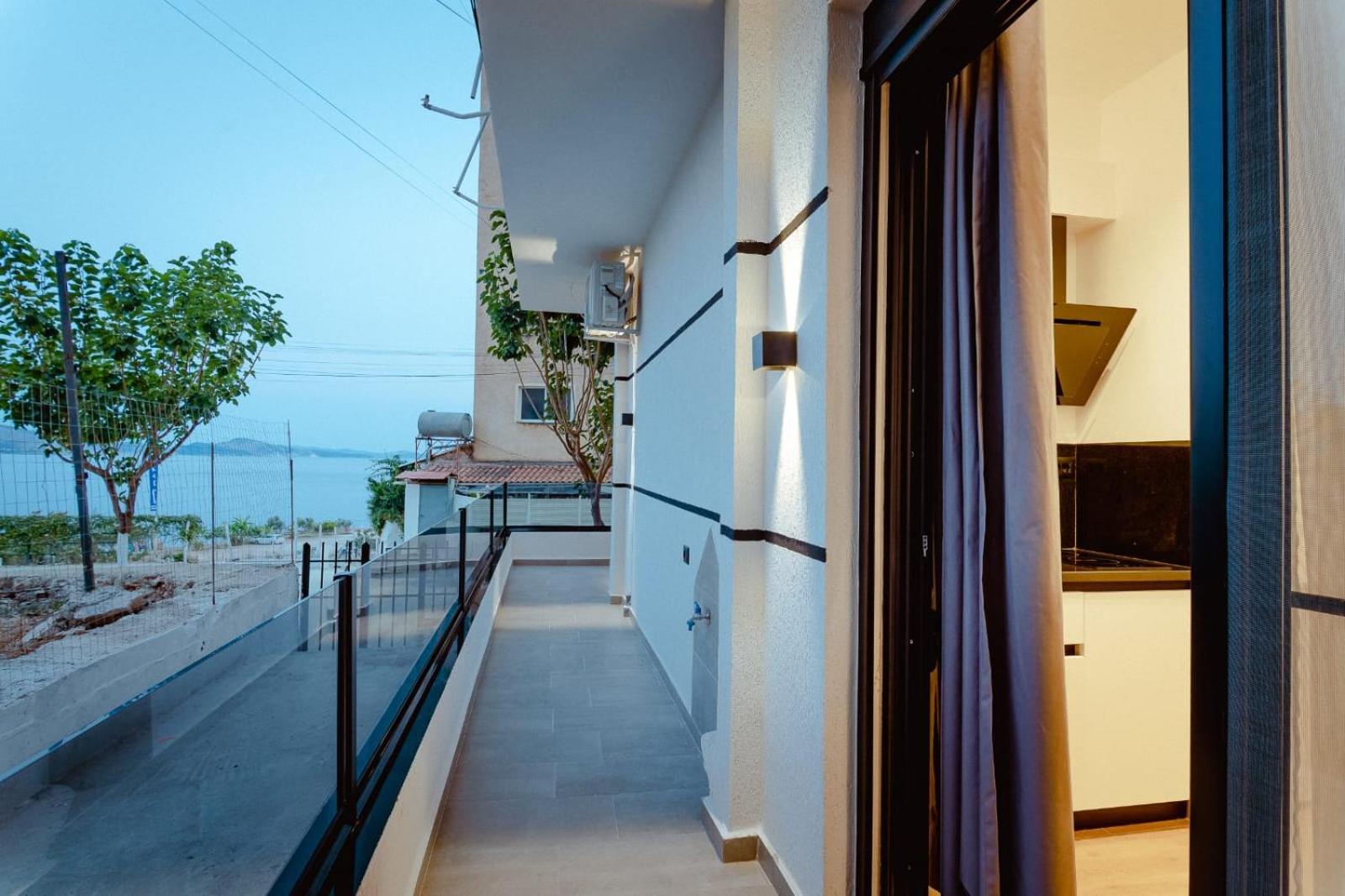 Gloal Suites & Residence Sarandë 外观 照片