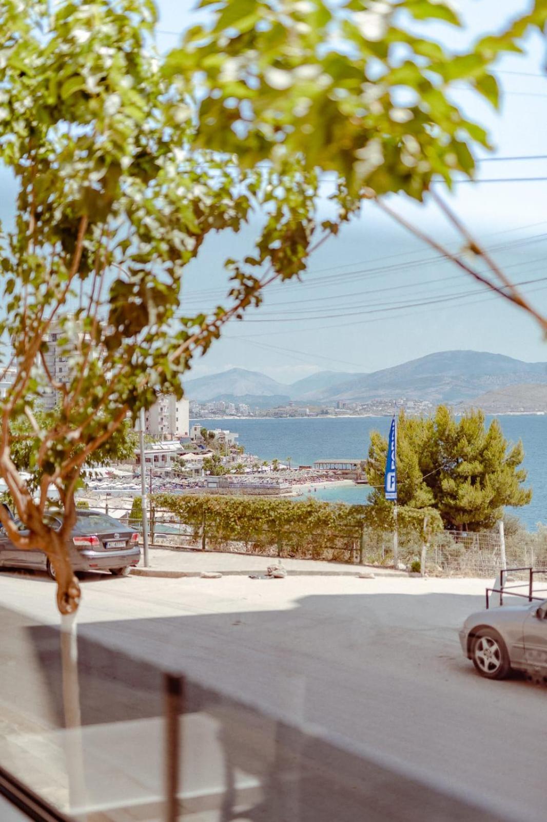 Gloal Suites & Residence Sarandë 外观 照片