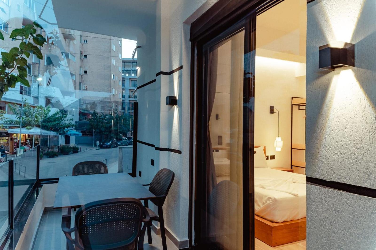 Gloal Suites & Residence Sarandë 外观 照片