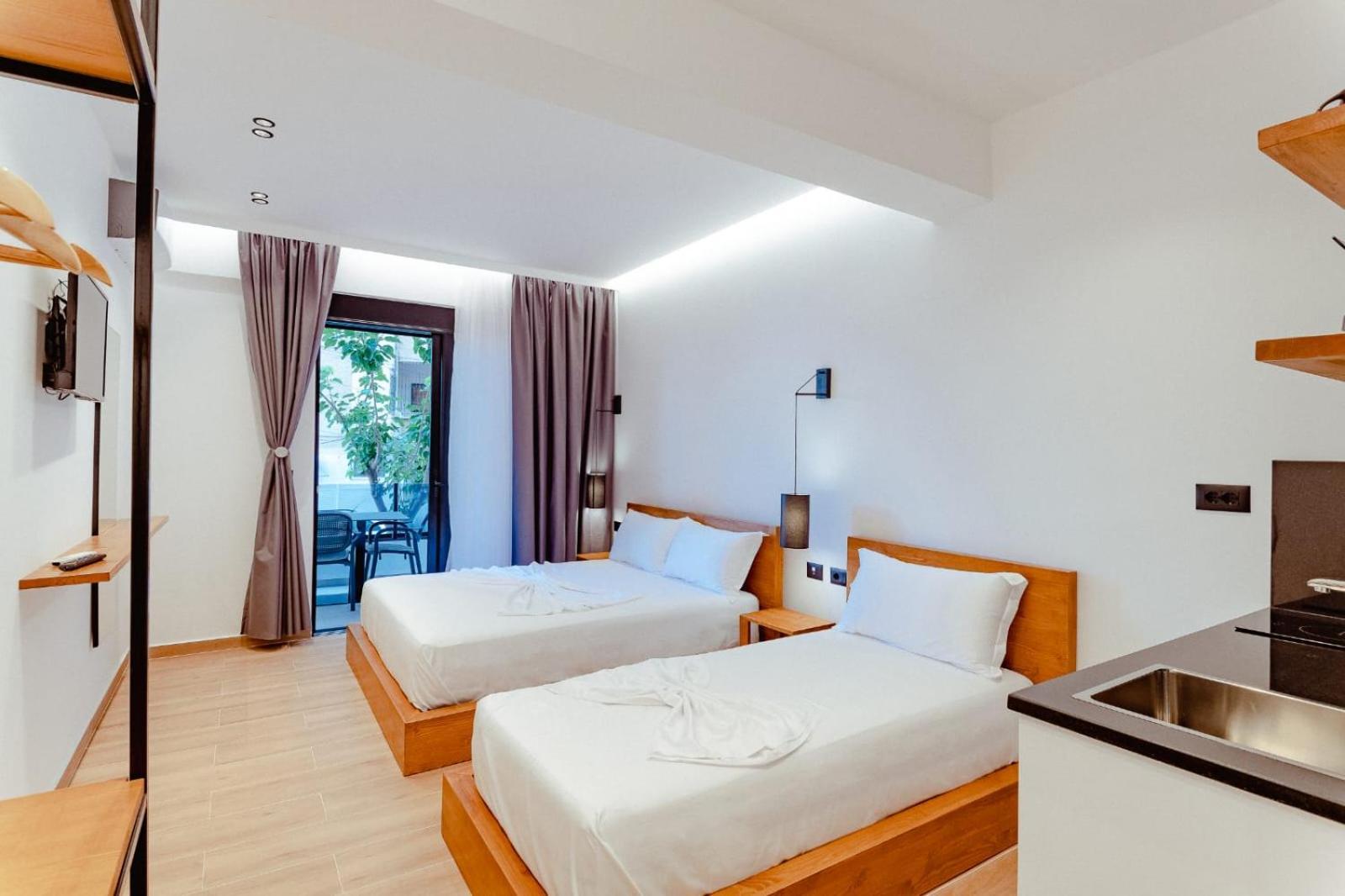 Gloal Suites & Residence Sarandë 外观 照片