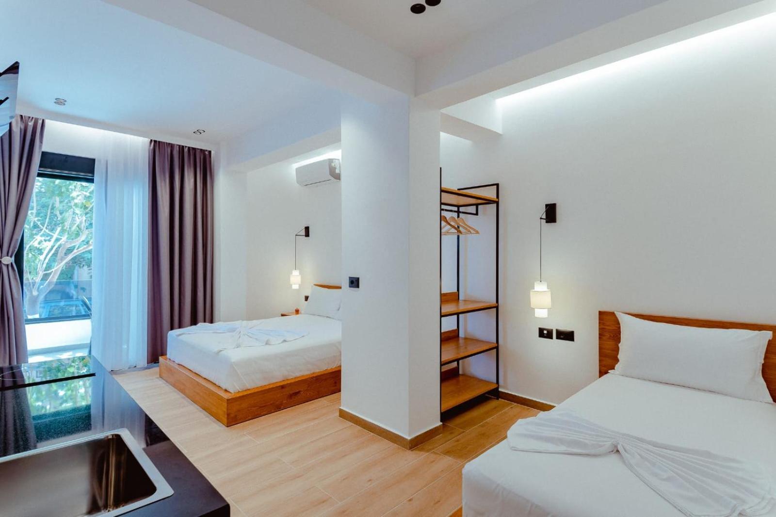 Gloal Suites & Residence Sarandë 外观 照片